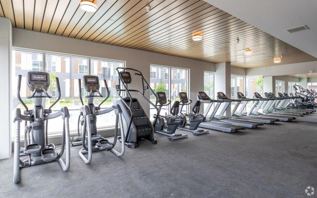 شقة Lux House Of Champagne 2Br 2Ba Free Parking & Wifi بالتيمور المظهر الخارجي الصورة